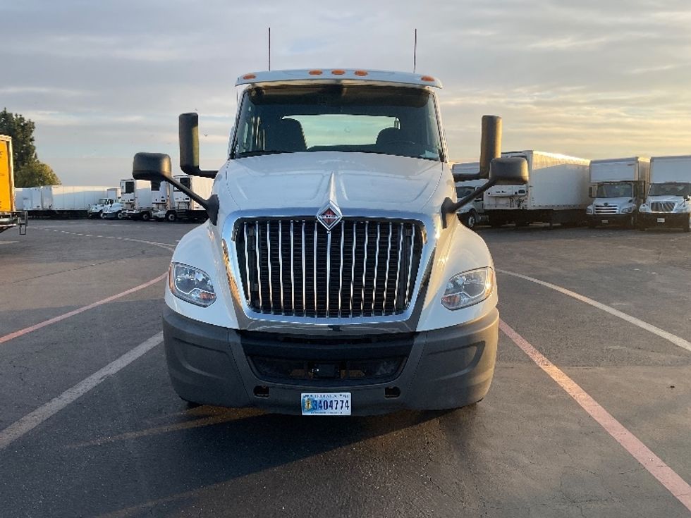 Day Cab Tractor-Heavy Duty Tractors-International-2020-LT625-Santa Ana-CA-43,421\n\t\tmiles-$ 41,500 - Image 2
