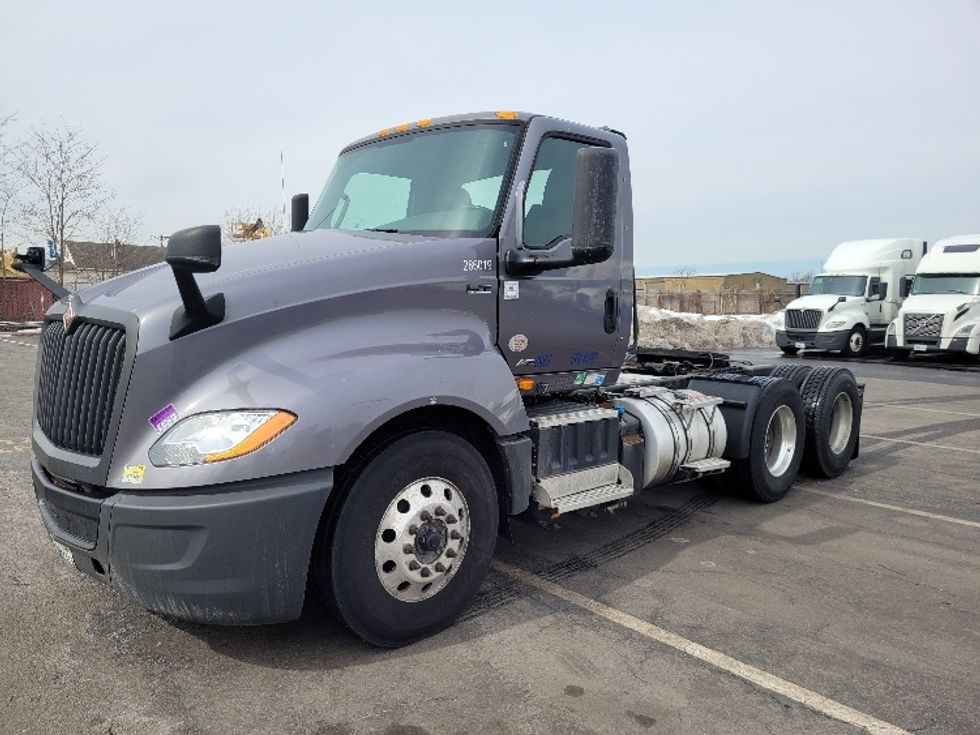 Day Cab Tractor-Heavy Duty Tractors-International-2020-LT625-South Plainfield-NJ-273,746\n\t\tmiles-$ 28,500 - Image 3