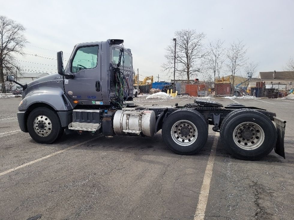 Day Cab Tractor-Heavy Duty Tractors-International-2020-LT625-South Plainfield-NJ-273,746\n\t\tmiles-$ 28,500 - Image 4