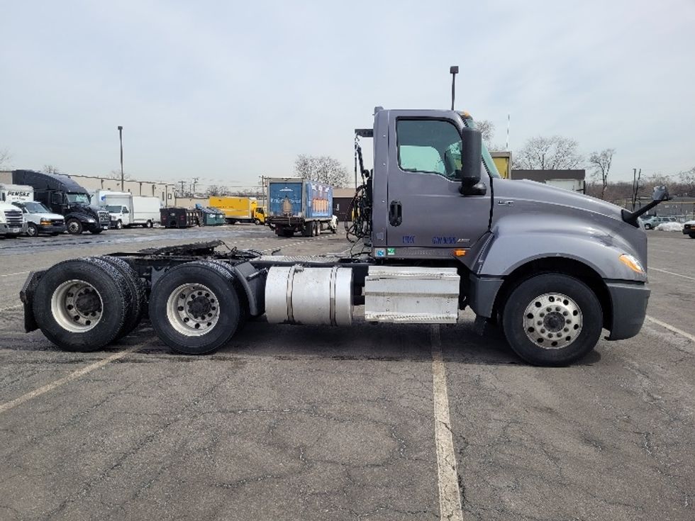 Day Cab Tractor-Heavy Duty Tractors-International-2020-LT625-South Plainfield-NJ-273,746\n\t\tmiles-$ 28,500 - Image 8