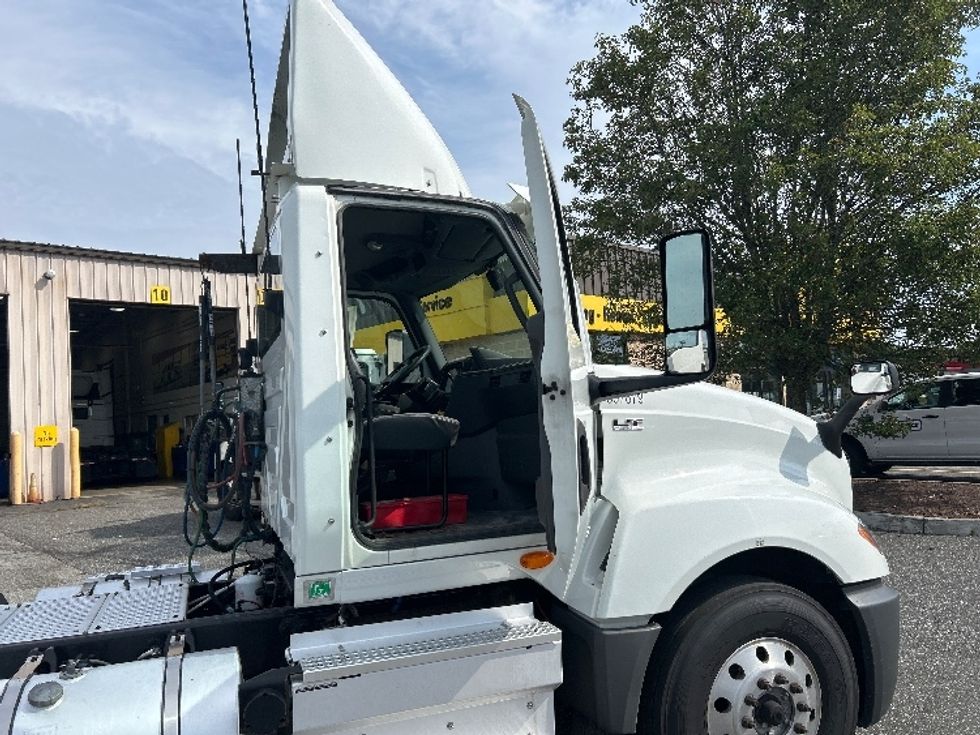 Day Cab Tractor-Heavy Duty Tractors-International-2020-LT625-Springfield-MA-246,850\n\t\tmiles-$ 37,000 - Image 12
