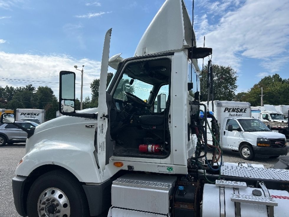 Day Cab Tractor-Heavy Duty Tractors-International-2020-LT625-Springfield-MA-246,850\n\t\tmiles-$ 37,000 - Image 9