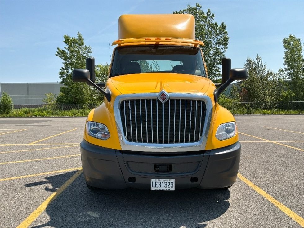 Day Cab Tractor-Heavy Duty Tractors-International-2020-LT625-Ste-Foy-PQ-506,446\n\t\tkm-$ 35,000 - Image 2
