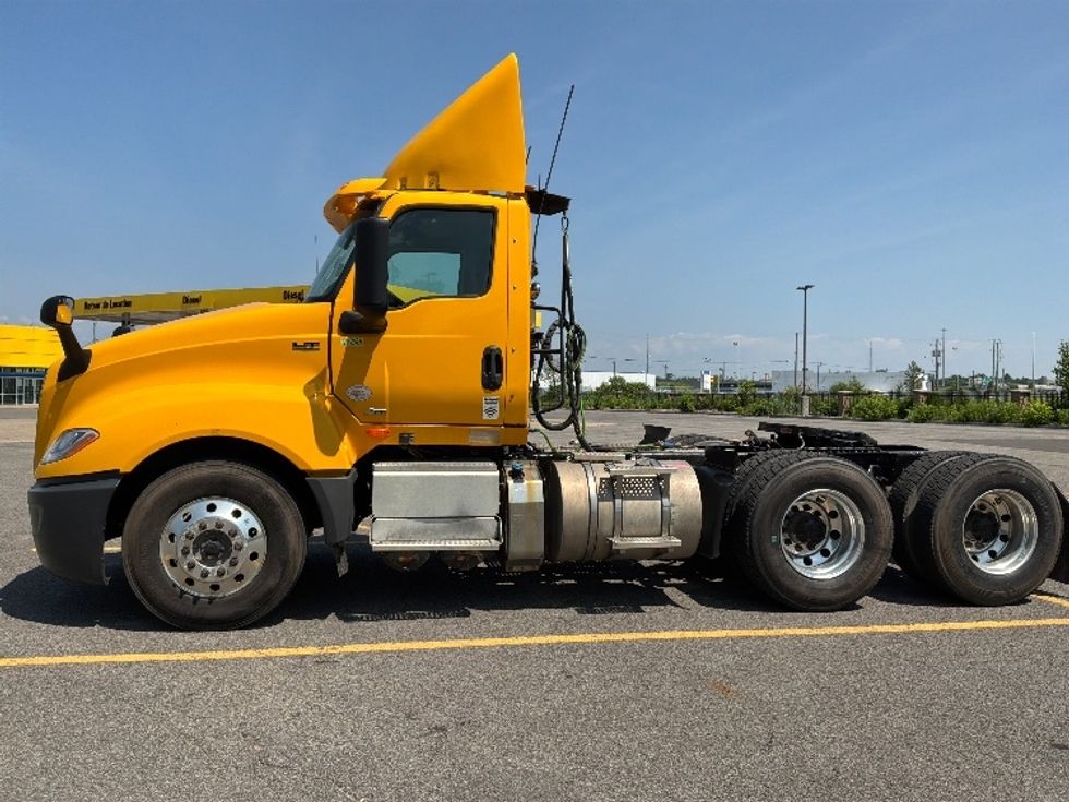 Day Cab Tractor-Heavy Duty Tractors-International-2020-LT625-Ste-Foy-PQ-506,446\n\t\tkm-$ 35,000 - Image 4