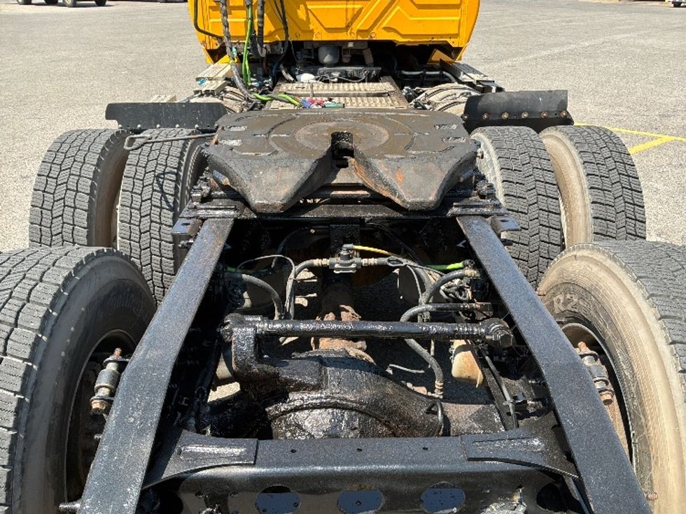 Day Cab Tractor-Heavy Duty Tractors-International-2020-LT625-Ste-Foy-PQ-506,446\n\t\tkm-$ 35,000 - Image 6