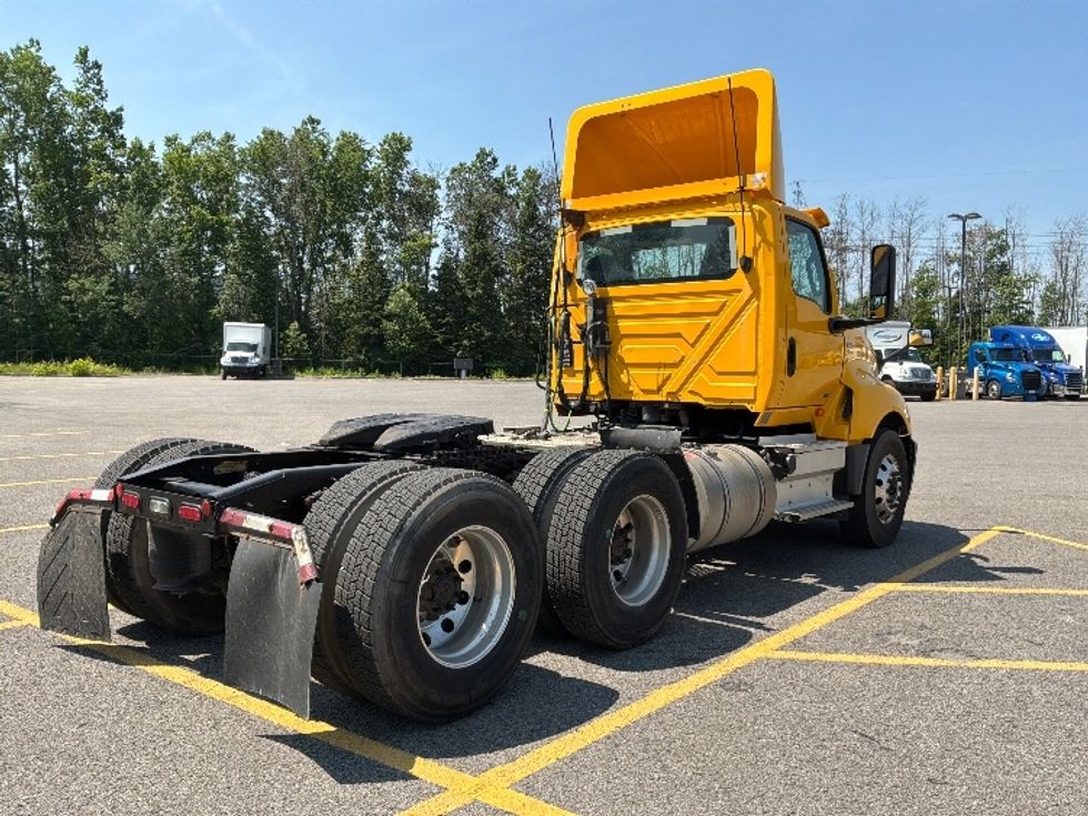 Day Cab Tractor-Heavy Duty Tractors-International-2020-LT625-Ste-Foy-PQ-506,446\n\t\tkm-$ 35,000 - Image 7