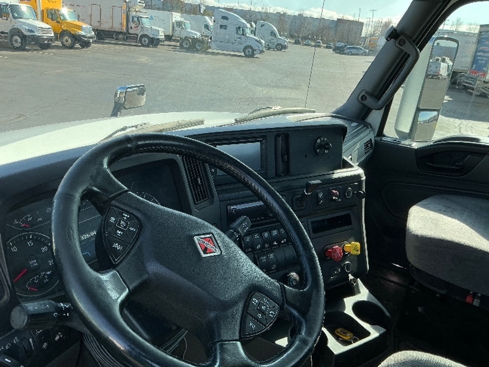 Day Cab Tractor-Heavy Duty Tractors-International-2020-LT625-Sturtevant-WI-325,751\n\t\tmiles-$ 30,000 - Image 10