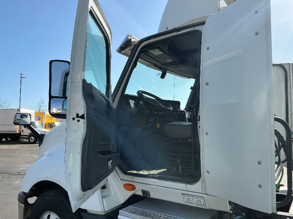 Day Cab Tractor-Heavy Duty Tractors-International-2020-LT625-Sturtevant-WI-325,751\n\t\tmiles-$ 30,000 - Image 9