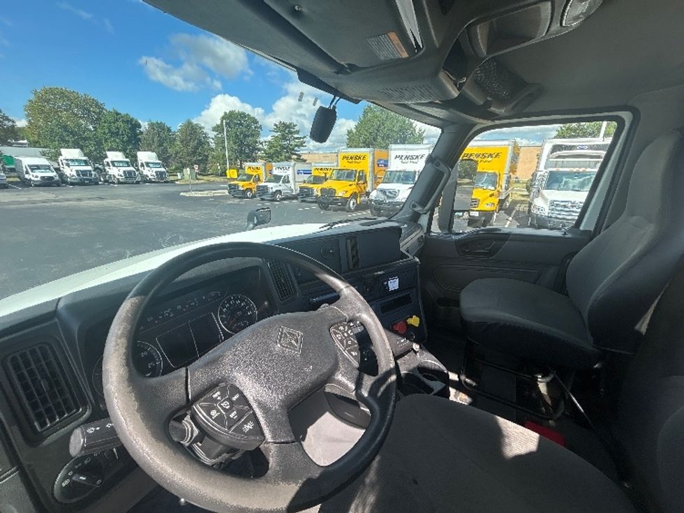 Day Cab Tractor-Heavy Duty Tractors-International-2020-LT625-Swedesboro-NJ-301,573\n\t\tmiles-$ 32,250 - Image 10