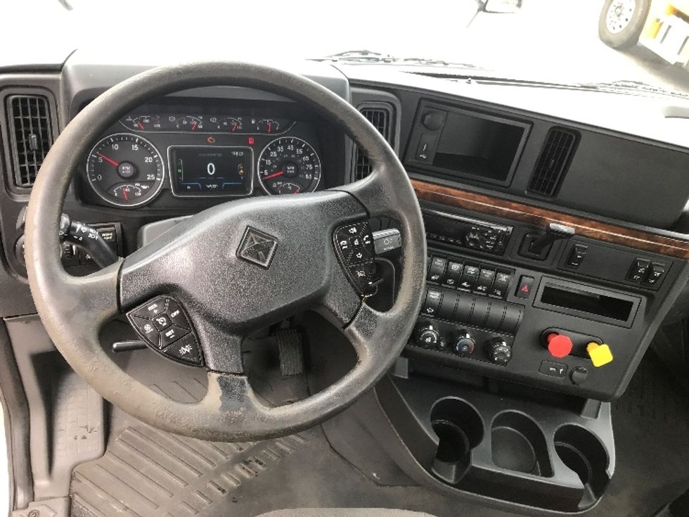 Day Cab Tractor-Heavy Duty Tractors-International-2020-LT625-Tacoma-WA-169,389\n\t\tmiles-$ 59,000 - Image 11