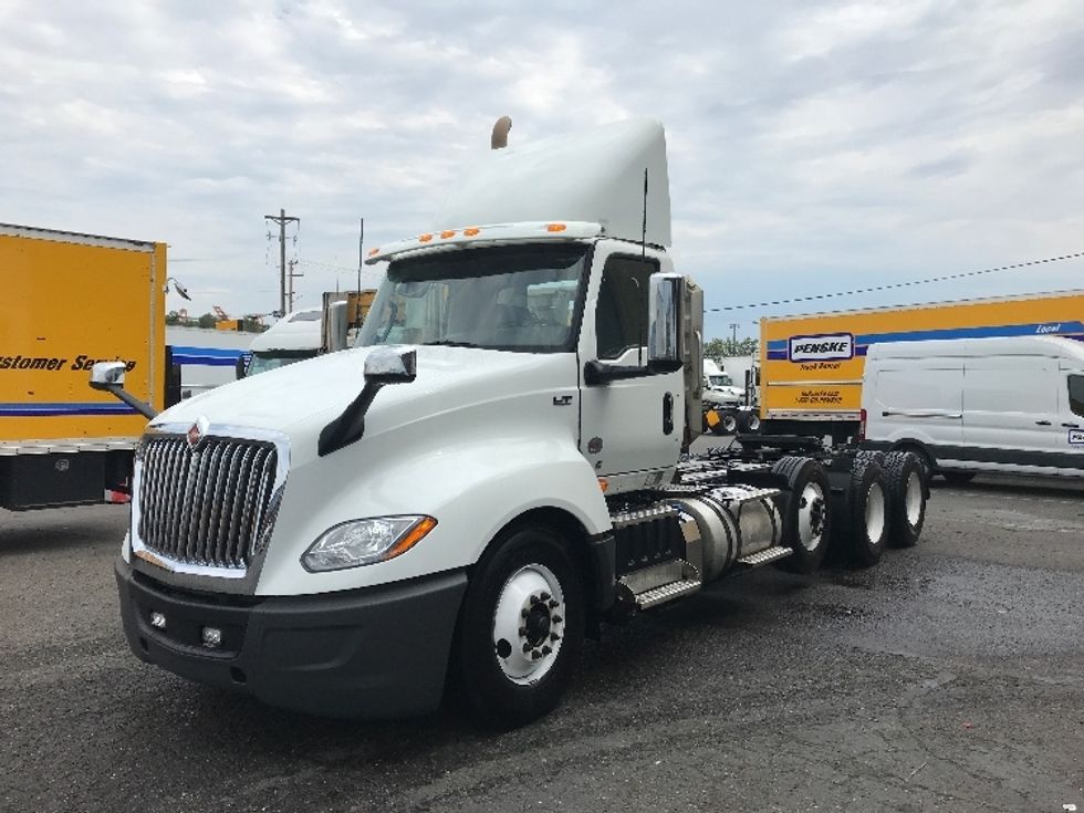 Day Cab Tractor-Heavy Duty Tractors-International-2020-LT625-Tacoma-WA-169,389\n\t\tmiles-$ 59,000 - Image 3
