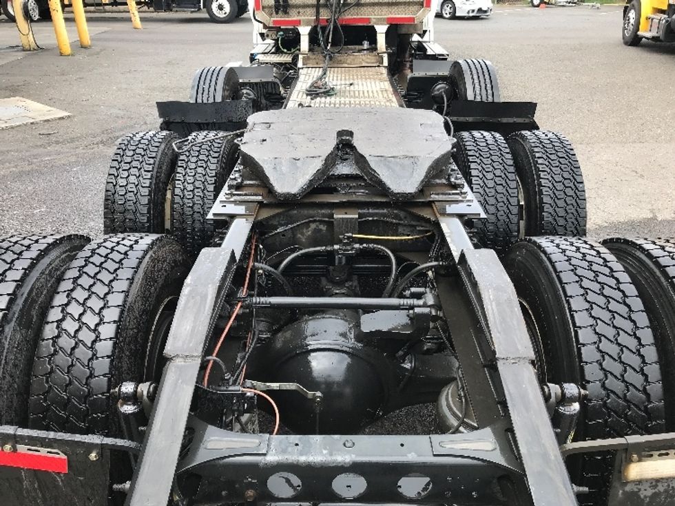Day Cab Tractor-Heavy Duty Tractors-International-2020-LT625-Tacoma-WA-169,389\n\t\tmiles-$ 59,000 - Image 6