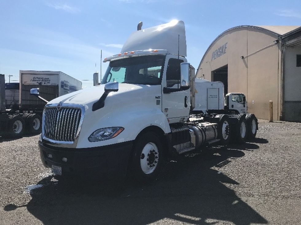 Day Cab Tractor-Heavy Duty Tractors-International-2020-LT625-Tacoma-WA-170,512\n\t\tmiles-$ 69,000 - Image 3