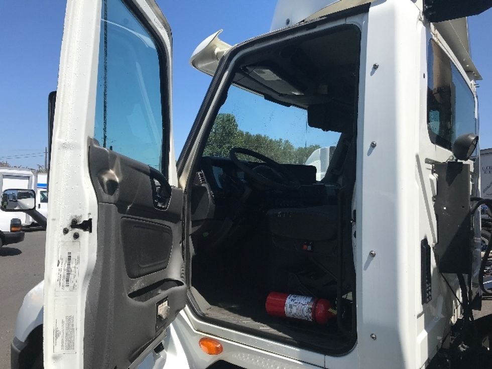 Day Cab Tractor-Heavy Duty Tractors-International-2020-LT625-Tacoma-WA-183,006\n\t\tmiles-$ 70,250 - Image 9