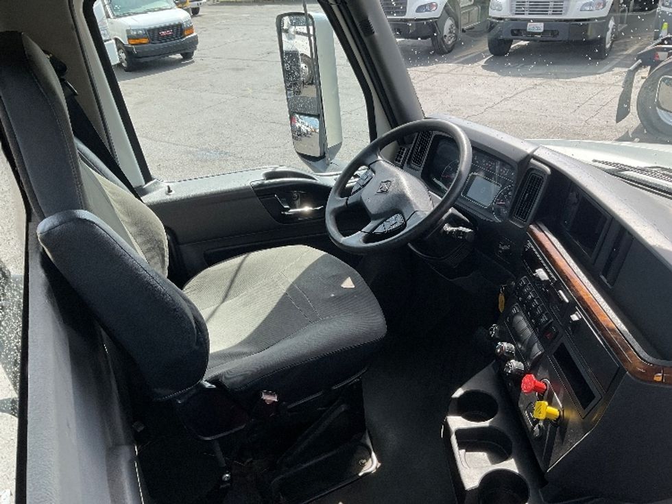 Day Cab Tractor-Heavy Duty Tractors-International-2020-LT625-Tacoma-WA-183,139\n\t\tmiles-$ 49,500 - Image 14
