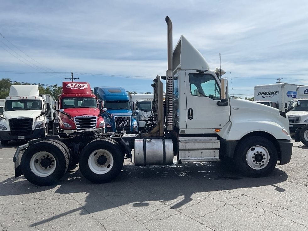 Day Cab Tractor-Heavy Duty Tractors-International-2020-LT625-Tacoma-WA-183,139\n\t\tmiles-$ 49,500 - Image 8