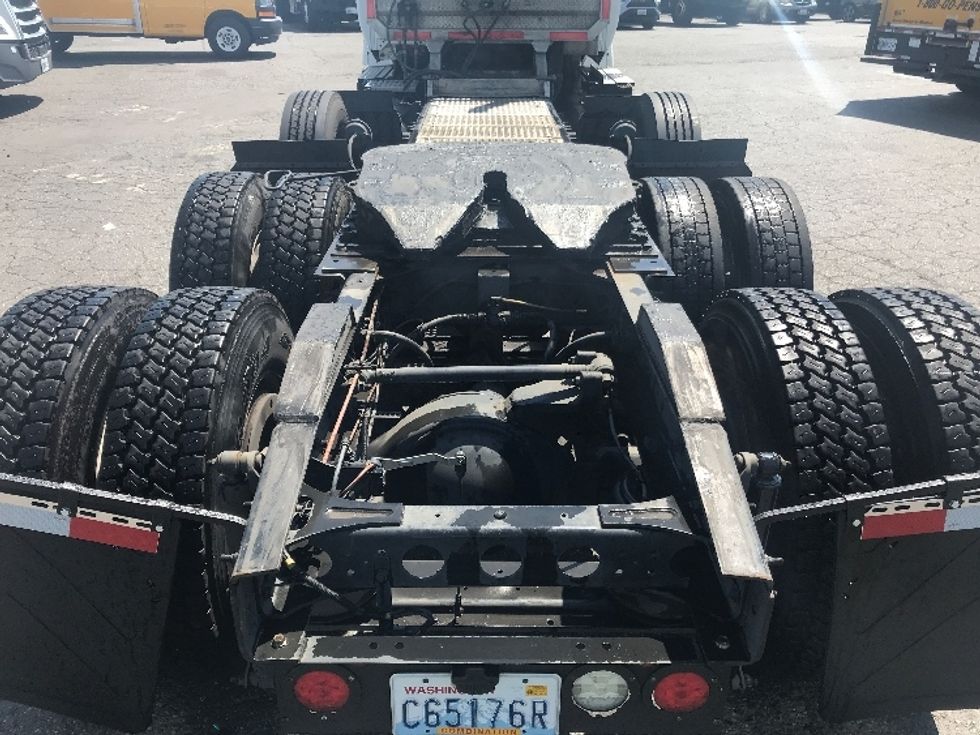 Day Cab Tractor-Heavy Duty Tractors-International-2020-LT625-Tacoma-WA-189,076\n\t\tmiles-$ 58,000 - Image 6