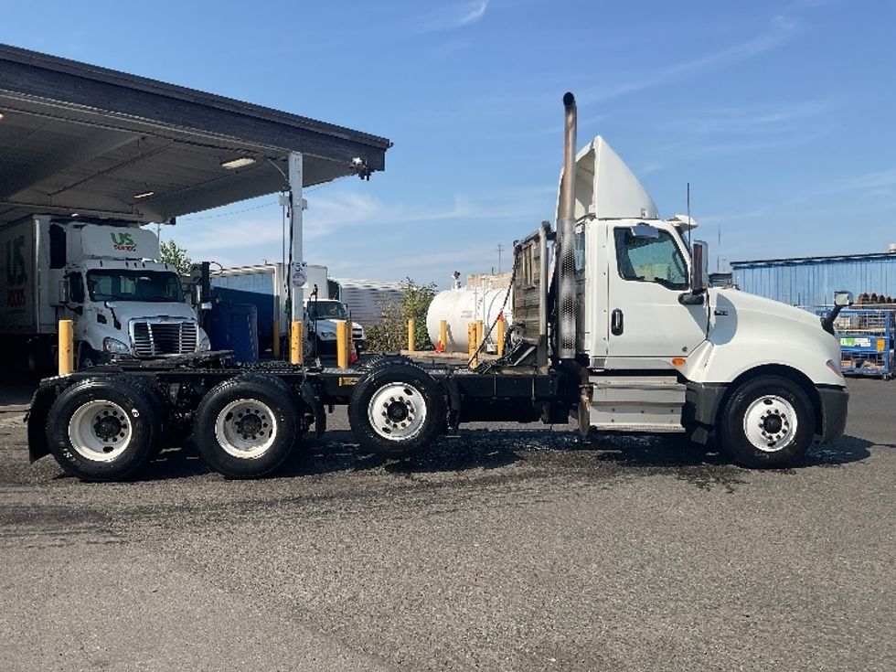 Day Cab Tractor-Heavy Duty Tractors-International-2020-LT625-Tacoma-WA-191,852\n\t\tmiles-$ 65,750 - Image 8