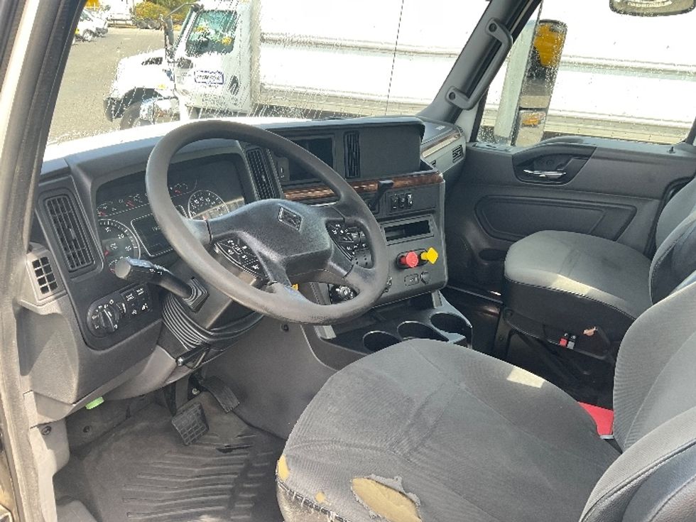 Day Cab Tractor-Heavy Duty Tractors-International-2020-LT625-Tacoma-WA-194,284\n\t\tmiles-$ 65,750 - Image 10
