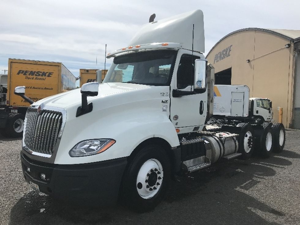 Day Cab Tractor-Heavy Duty Tractors-International-2020-LT625-Tacoma-WA-211,570\n\t\tmiles-$ 68,750 - Image 3