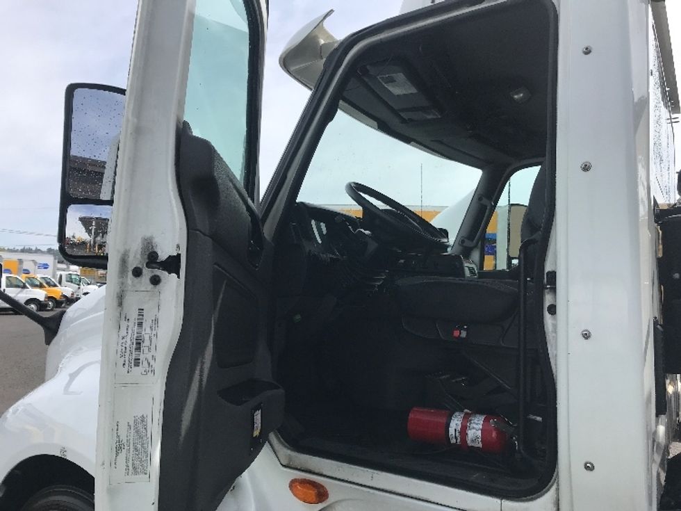 Day Cab Tractor-Heavy Duty Tractors-International-2020-LT625-Tacoma-WA-211,570\n\t\tmiles-$ 68,750 - Image 9