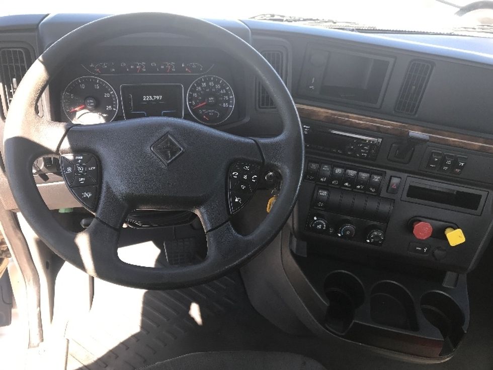 Day Cab Tractor-Heavy Duty Tractors-International-2020-LT625-Tacoma-WA-223,796\n\t\tmiles-$ 56,000 - Image 11