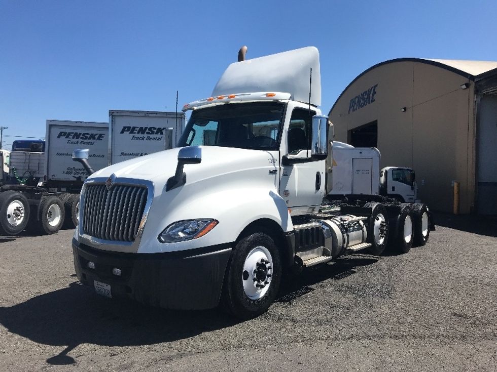 Day Cab Tractor-Heavy Duty Tractors-International-2020-LT625-Tacoma-WA-223,796\n\t\tmiles-$ 56,000 - Image 3