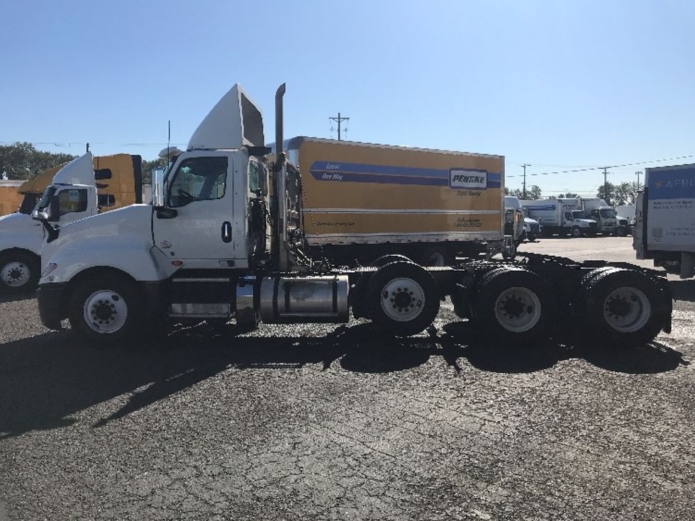 Day Cab Tractor-Heavy Duty Tractors-International-2020-LT625-Tacoma-WA-254,135\n\t\tmiles-$ 59,000 - Image 4