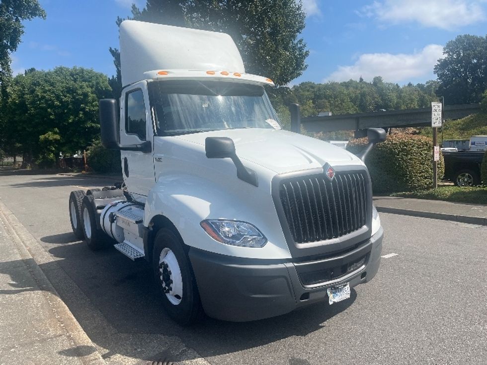 Day Cab Tractor-Heavy Duty Tractors-International-2020-LT625-Tacoma-WA-309,780\n\t\tmiles-$ 32,500 - Image 1