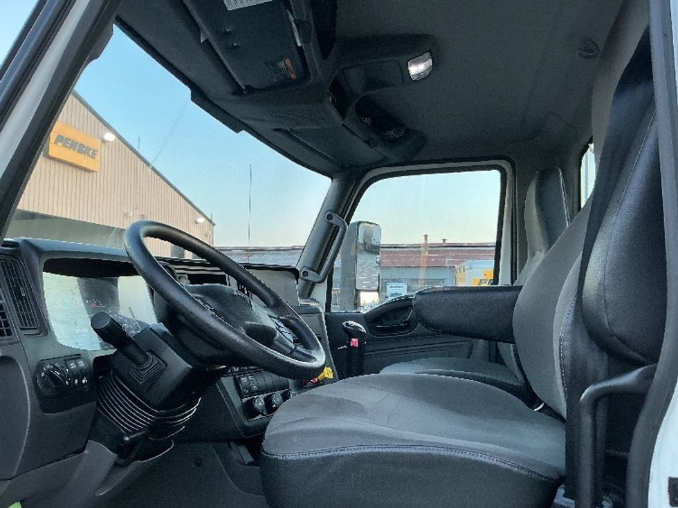 Day Cab Tractor-Heavy Duty Tractors-International-2020-LT625-Torrance-CA-102,887\n\t\tmiles-$ 61,250 - Image 10