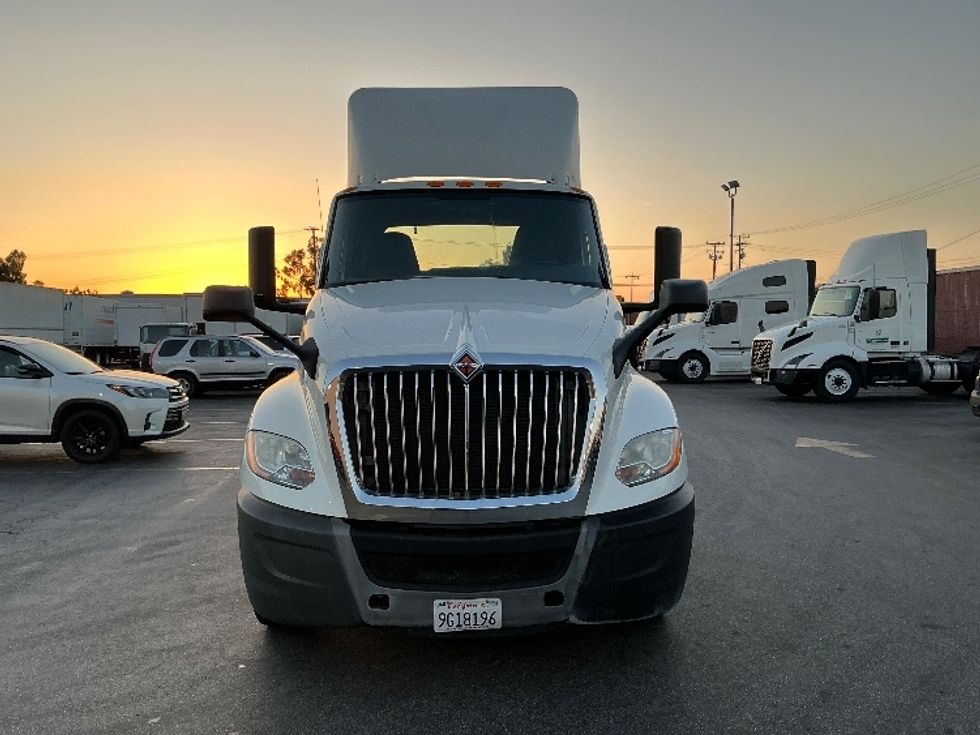 Day Cab Tractor-Heavy Duty Tractors-International-2020-LT625-Torrance-CA-102,887\n\t\tmiles-$ 61,250 - Image 2