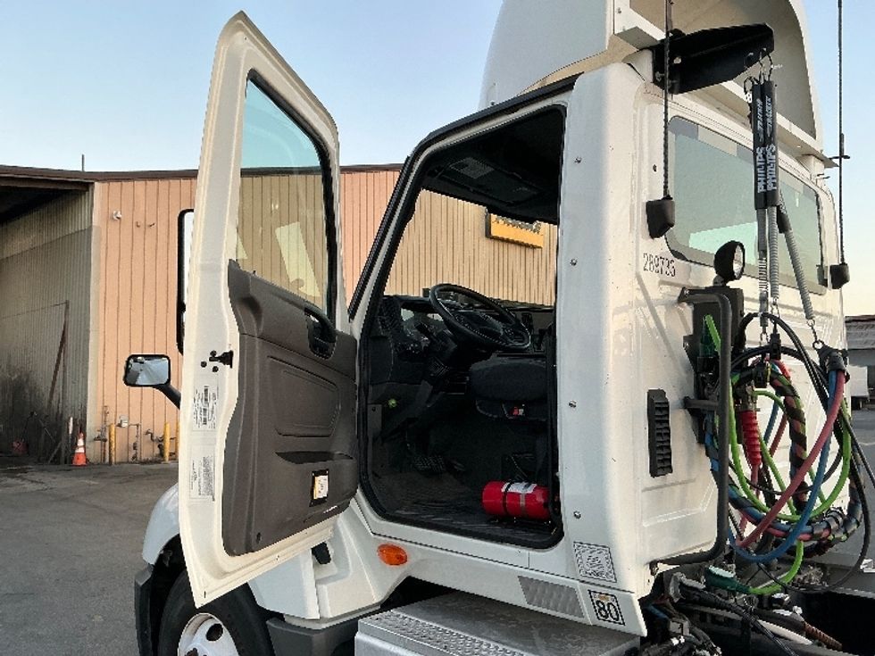 Day Cab Tractor-Heavy Duty Tractors-International-2020-LT625-Torrance-CA-102,887\n\t\tmiles-$ 61,250 - Image 9