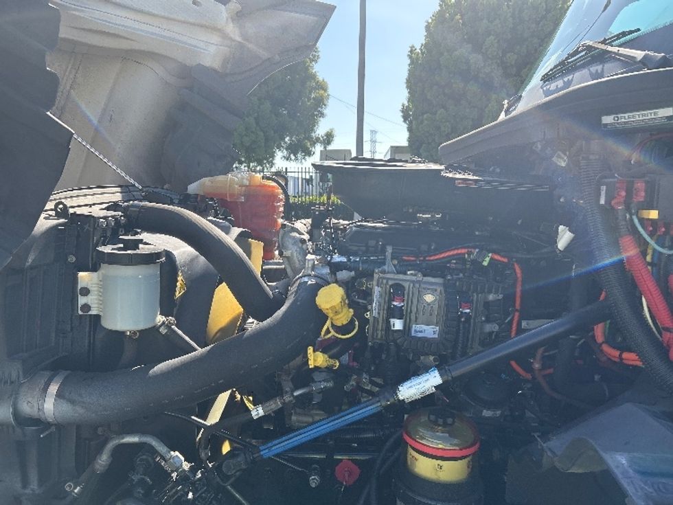 Day Cab Tractor-Heavy Duty Tractors-International-2020-LT625-Torrance-CA-164,087\n\t\tmiles-$ 33,250 - Image 16
