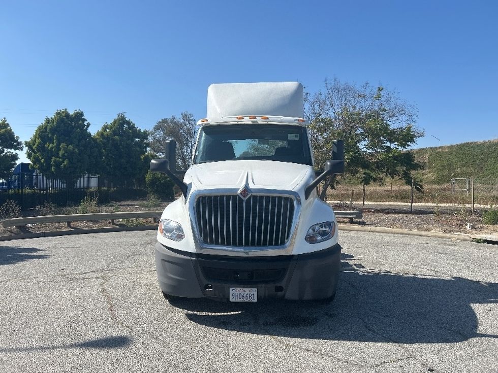 Day Cab Tractor-Heavy Duty Tractors-International-2020-LT625-Torrance-CA-164,087\n\t\tmiles-$ 33,250 - Image 2
