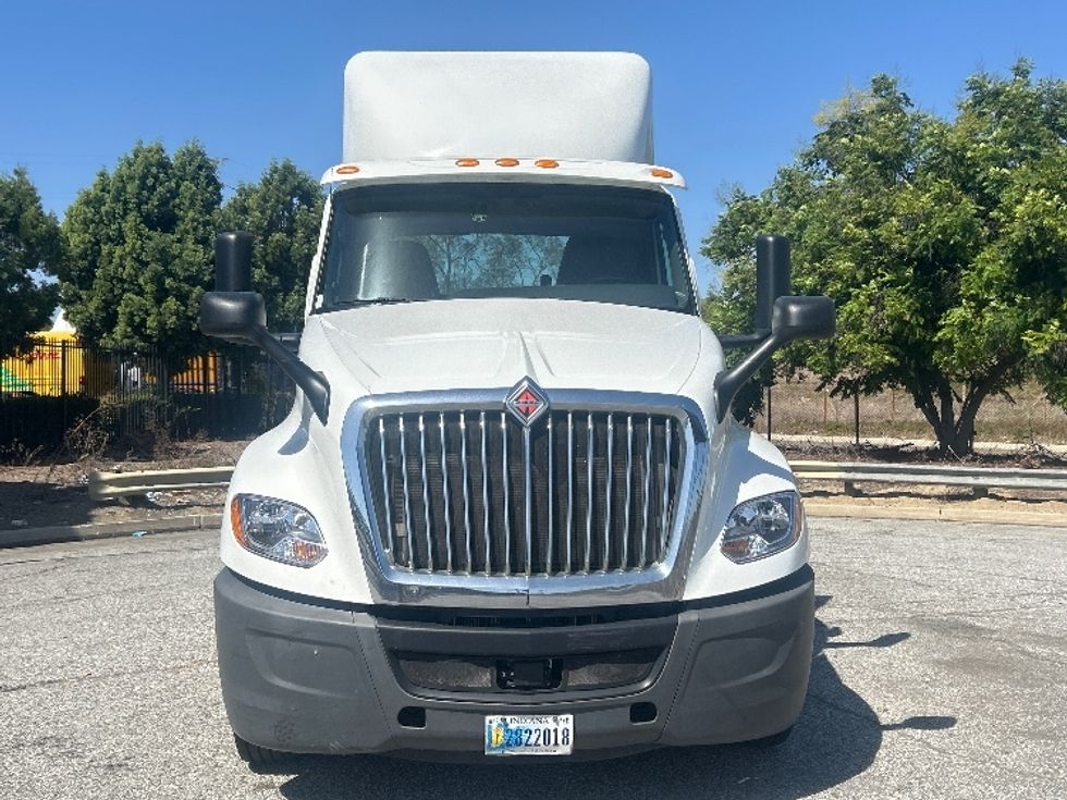 Day Cab Tractor-Heavy Duty Tractors-International-2020-LT625-Torrance-CA-177,261\n\t\tmiles-$ 37,250 - Image 2