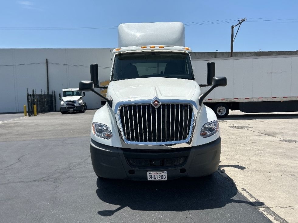 Day Cab Tractor-Heavy Duty Tractors-International-2020-LT625-Torrance-CA-205,378\n\t\tmiles-$ 36,250 - Image 2