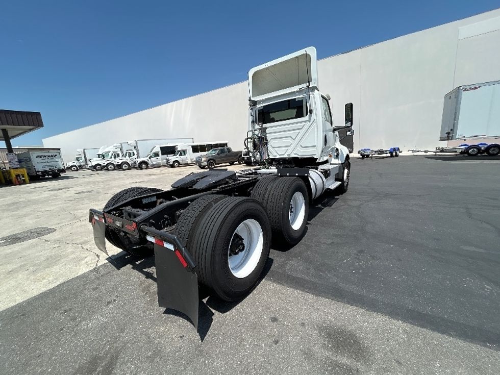Day Cab Tractor-Heavy Duty Tractors-International-2020-LT625-Torrance-CA-205,378\n\t\tmiles-$ 36,250 - Image 7