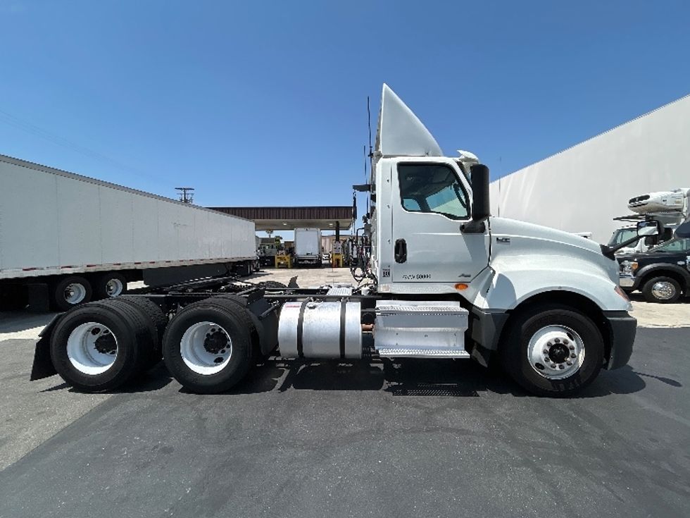 Day Cab Tractor-Heavy Duty Tractors-International-2020-LT625-Torrance-CA-205,378\n\t\tmiles-$ 36,250 - Image 8