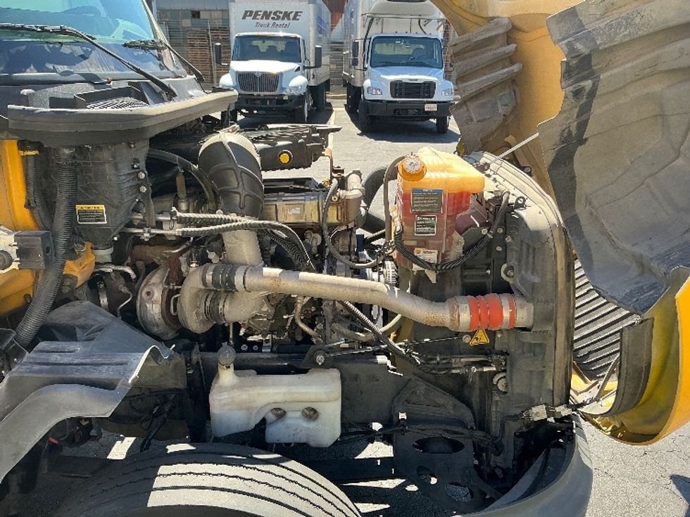 Day Cab Tractor-Heavy Duty Tractors-International-2020-LT625-Torrance-CA-214,877\n\t\tmiles-$ 30,250 - Image 15