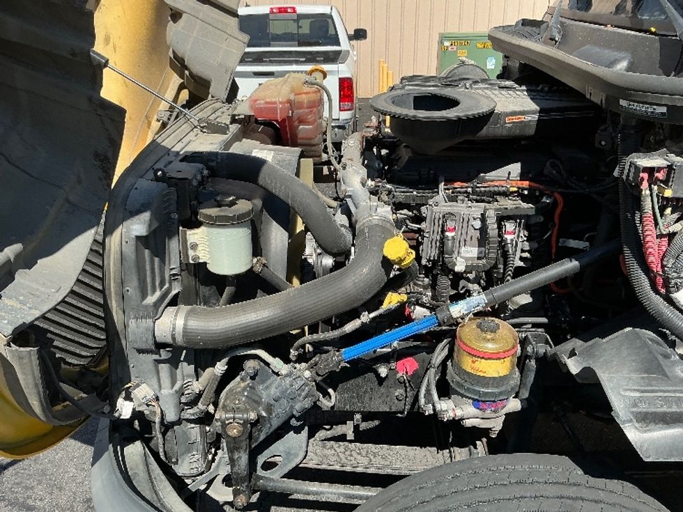 Day Cab Tractor-Heavy Duty Tractors-International-2020-LT625-Torrance-CA-214,877\n\t\tmiles-$ 30,250 - Image 16