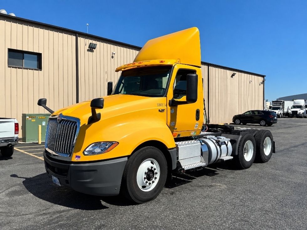 Day Cab Tractor-Heavy Duty Tractors-International-2020-LT625-Torrance-CA-214,877\n\t\tmiles-$ 30,250 - Image 3