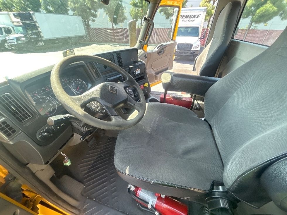 Day Cab Tractor-Heavy Duty Tractors-International-2020-LT625-Torrance-CA-256,841\n\t\tmiles-$ 30,250 - Image 10