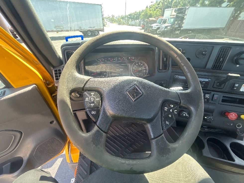 Day Cab Tractor-Heavy Duty Tractors-International-2020-LT625-Torrance-CA-256,841\n\t\tmiles-$ 30,250 - Image 11