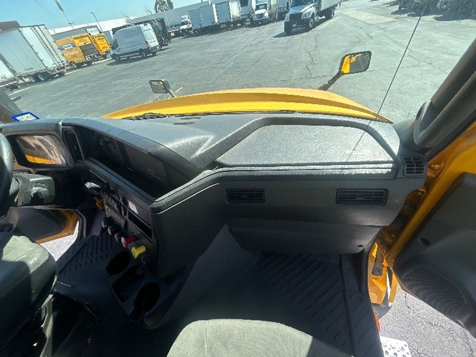 Day Cab Tractor-Heavy Duty Tractors-International-2020-LT625-Torrance-CA-256,841\n\t\tmiles-$ 30,250 - Image 13