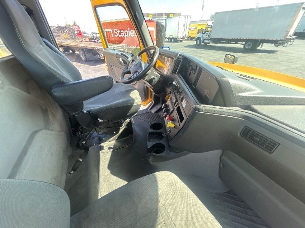 Day Cab Tractor-Heavy Duty Tractors-International-2020-LT625-Torrance-CA-256,841\n\t\tmiles-$ 30,250 - Image 14