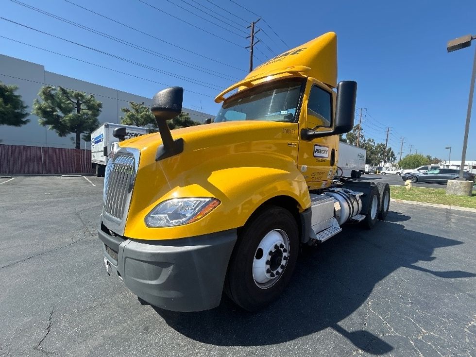 Day Cab Tractor-Heavy Duty Tractors-International-2020-LT625-Torrance-CA-256,841\n\t\tmiles-$ 30,250 - Image 3