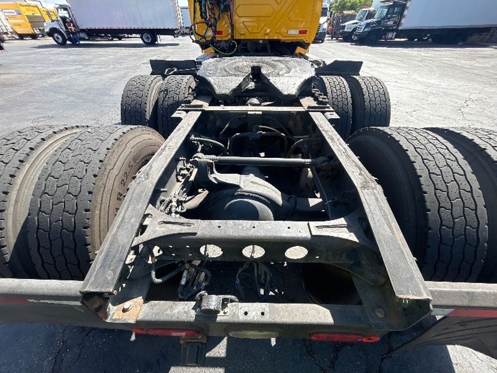 Day Cab Tractor-Heavy Duty Tractors-International-2020-LT625-Torrance-CA-256,841\n\t\tmiles-$ 30,250 - Image 6