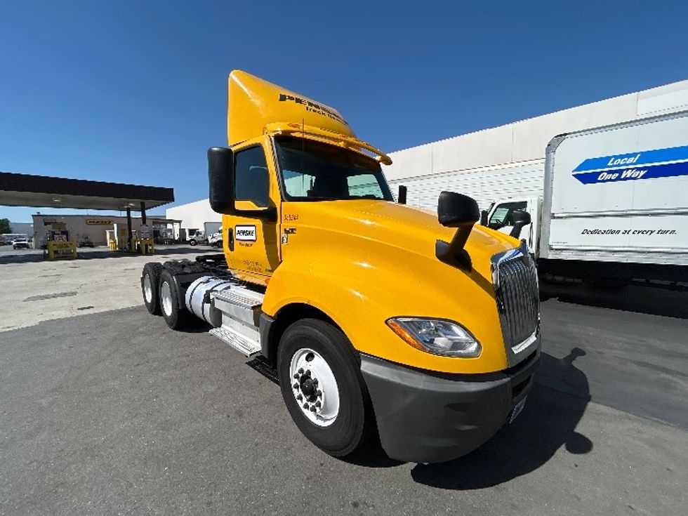 Day Cab Tractor-Heavy Duty Tractors-International-2020-LT625-Torrance-CA-268,288\n\t\tmiles-$ 30,250 - Image 1