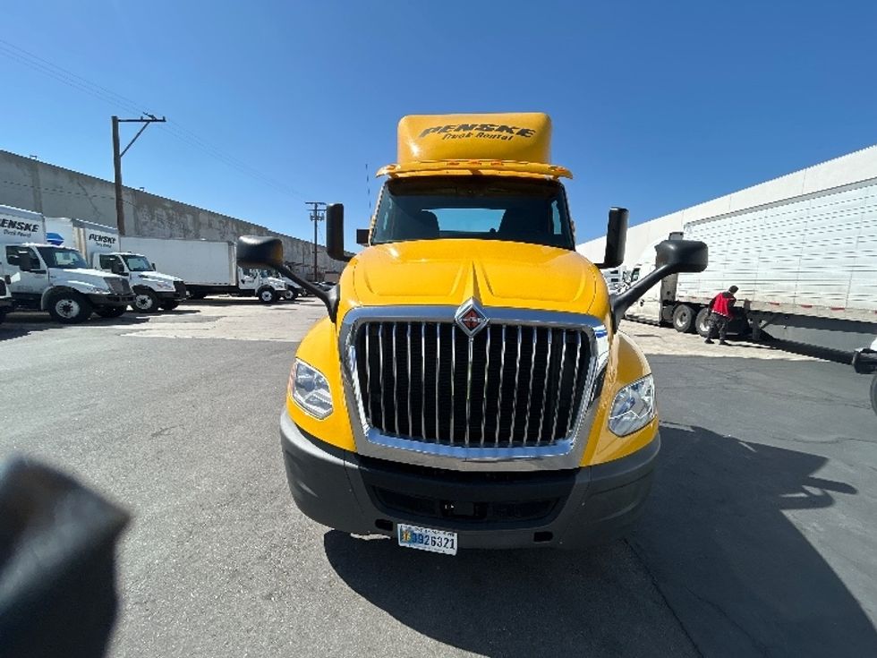 Day Cab Tractor-Heavy Duty Tractors-International-2020-LT625-Torrance-CA-268,288\n\t\tmiles-$ 30,250 - Image 2