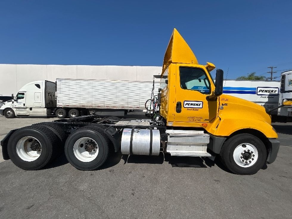Day Cab Tractor-Heavy Duty Tractors-International-2020-LT625-Torrance-CA-268,288\n\t\tmiles-$ 30,250 - Image 8
